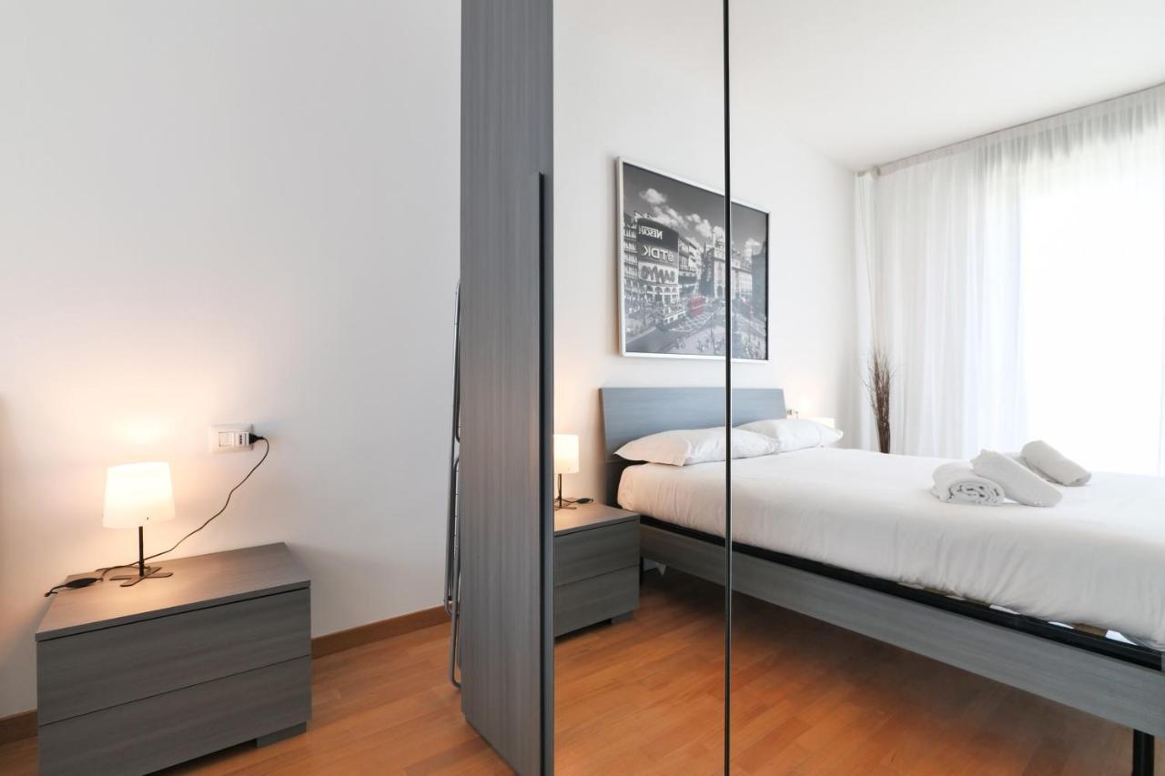Primopiano - Bonomi Apartment Milano Exterior foto